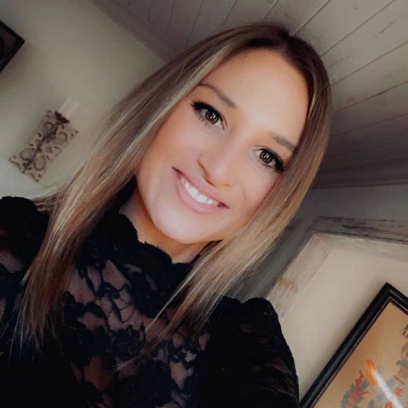 adriannalynn09